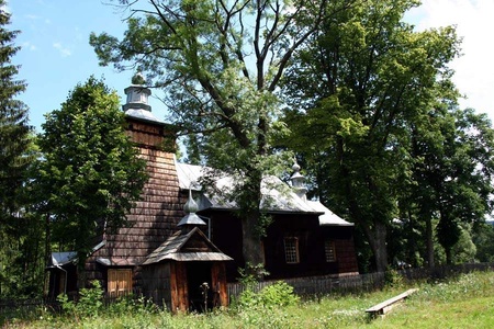 Новицька церква у якій парохував батько поета Василь Антонич